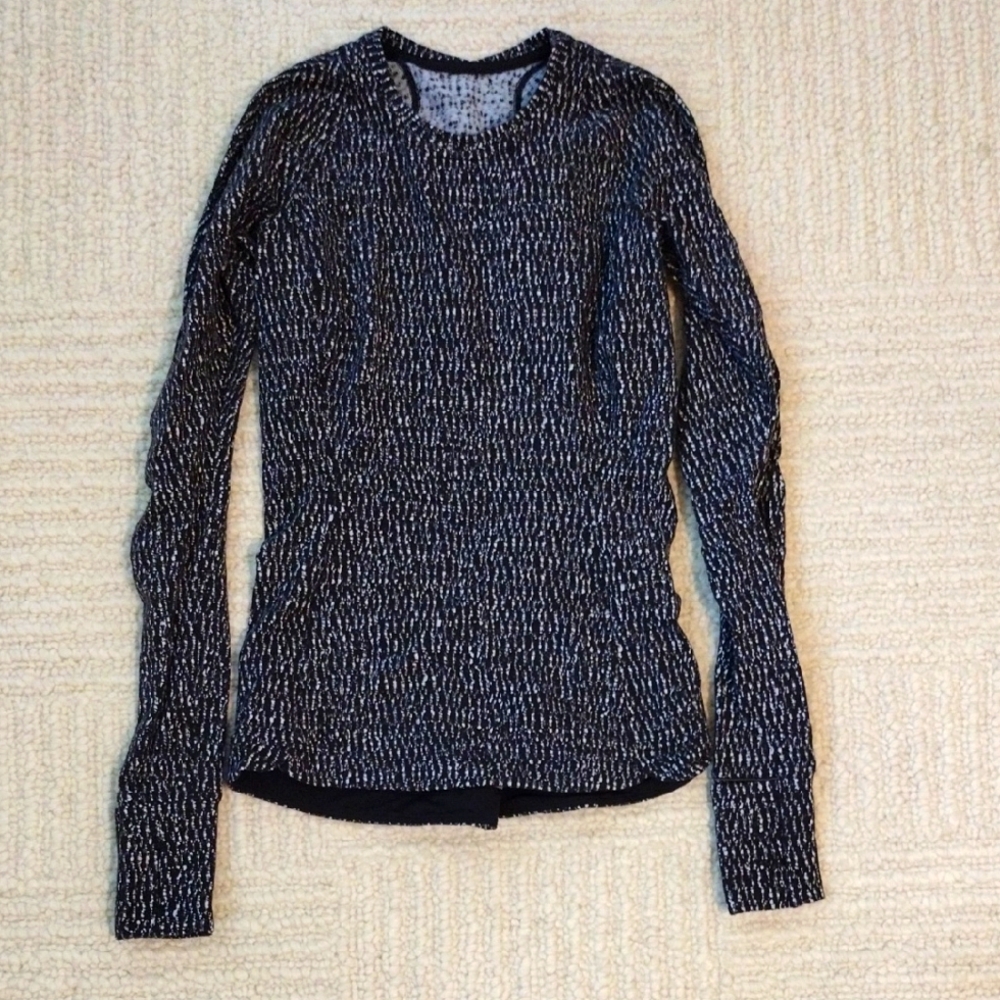 Lululemon Black and White Long Sleeve Sweater
